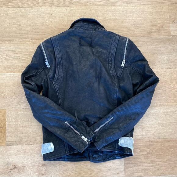 Tigha 100% Leather Zip Shoulder Moto Jacket in Black - Picture 4 of 5